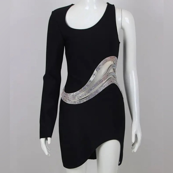 Lena Vie Crystal Mid Black Bandage Dress With Crystal Mesh Inlay - Picture 5 of 8
